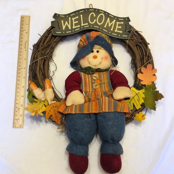 Fall Home Decor Welcome Wreath with scarecrow - Picture 2 of 3